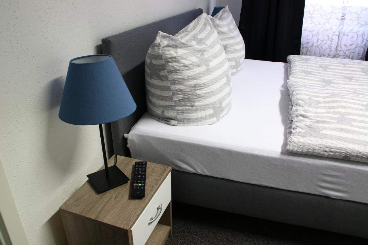 Apart- Aparthotel *